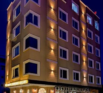 Regalia Grand by Delight STAY